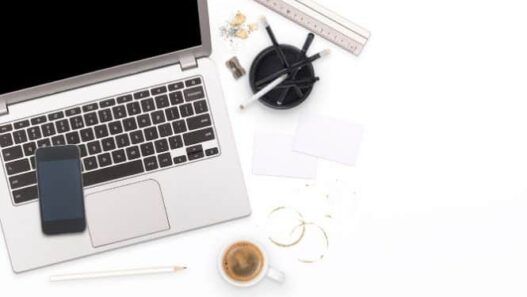 APRIL INCOME REPORT: How I made $1,826 blogging (whilst working full-time)