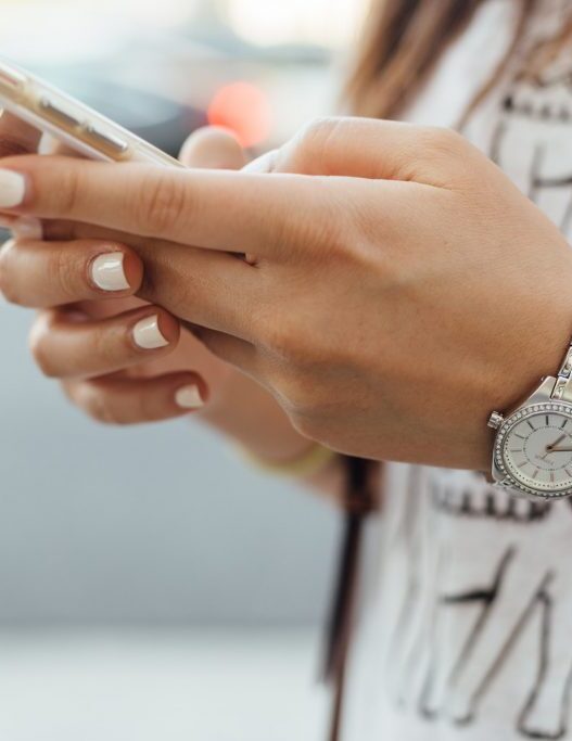 Everything You Should Know About the Stash Investing App – The Ambitious Dollar