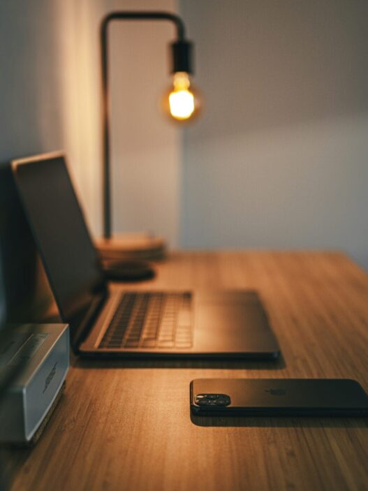 How to Create a “Distraction-Free” Focus Ritual