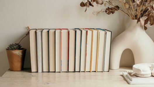 How to Read More and 7 Unforgettable Books I Loved Reading