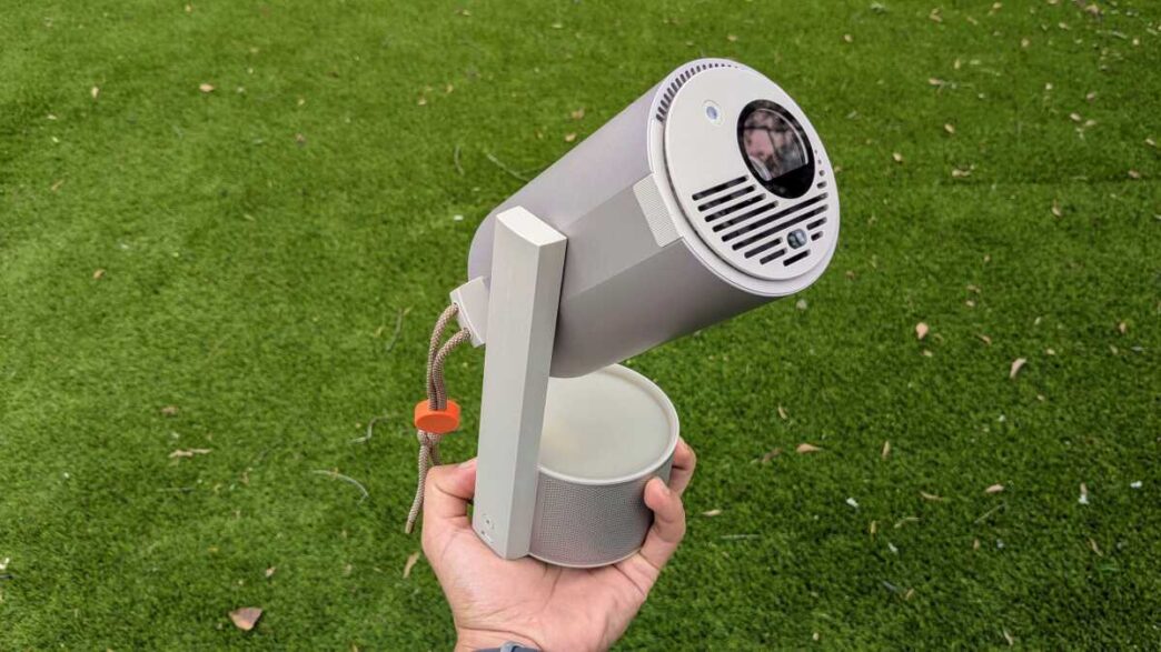 The XGIMI MoGo 3 Pro Outdoor Projector Is Down to Its Lowest Price Ever