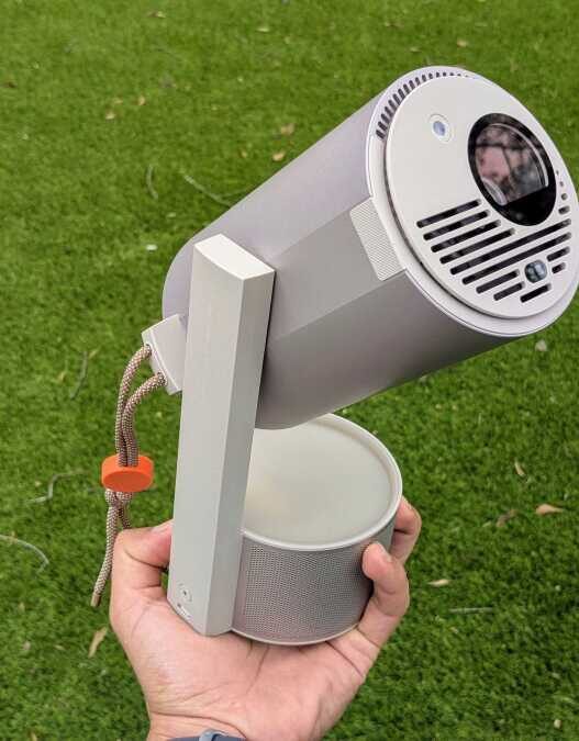 The XGIMI MoGo 3 Pro Outdoor Projector Is Down to Its Lowest Price Ever