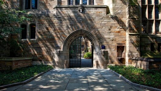 Why You Shouldn't Save For Your Kids College (and what you should do instead)