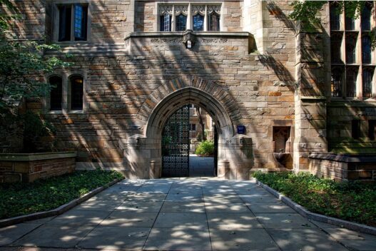 Why You Shouldn't Save For Your Kids College (and what you should do instead)