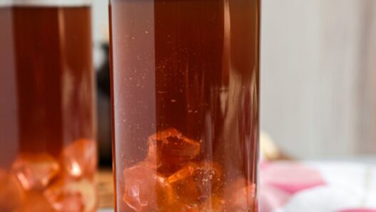Ginger vinegar iced tea