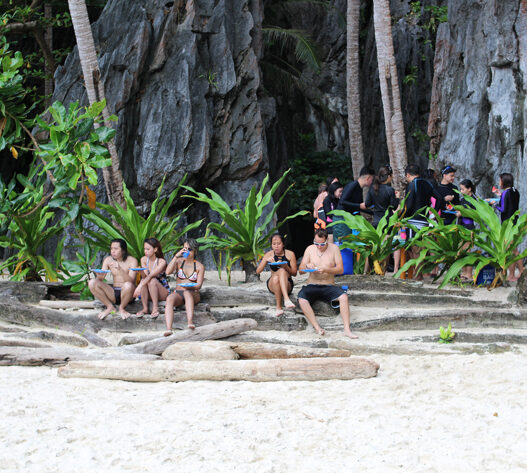 el nido lunch island picnic hidden lagoon, el nido palawan philippines, how to get to el nido, el nido tour package, things to do in el nido
