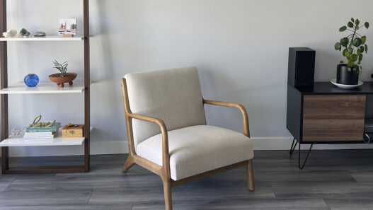 How to Encourage Minimalism at Home: 7 Steps for a Calmer Space