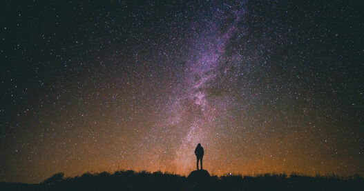 How to Let Things Go and Declutter Your Mind