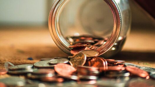 10 Creative Ways To Save For An Emergency Fund