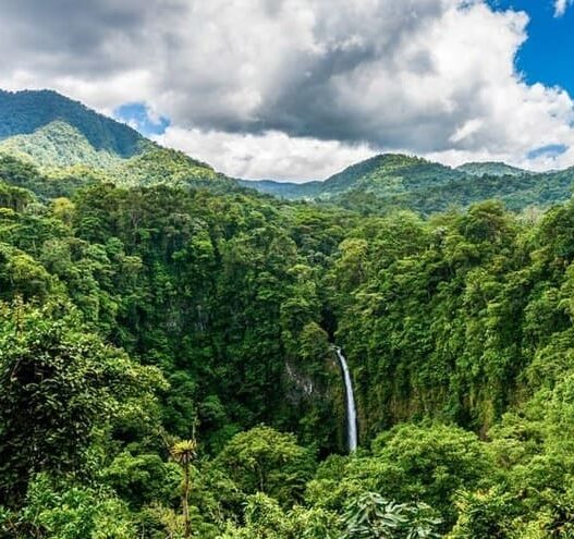 La fortuna waterfall, things to do in la fortuna, costa rica