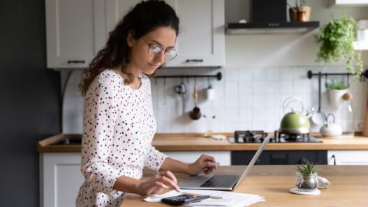 Realistic Monthly Budgeting Routine