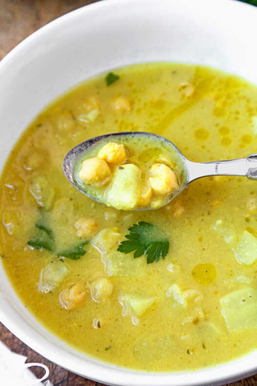 Chickpea, Parsnip And Lemon Soup - This is a savory vegan chickpea, turnip and lemon soup that