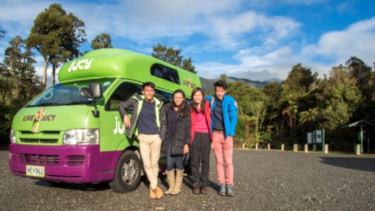 Rent Campervan New Zealand Road trip, new zealand on a budget, new zealand trip cost, new zealand expensive, cost to travel to new zealand, driving in new zealand