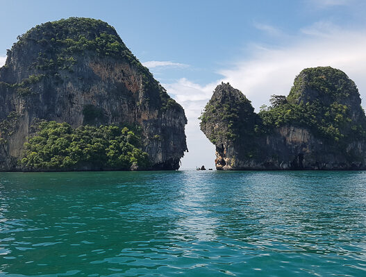 4 island hopping tour boat, things to do in krabi, what to do in krabi, where to stay in krabi