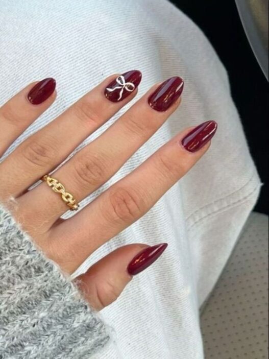 31 Winter Nails Ideas That’ll Make You Feel Instantly Chic