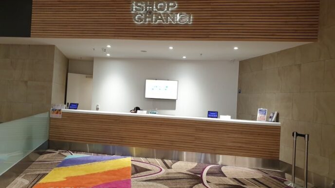 ishopchangi collection counter T4