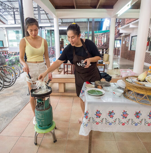 local thai cooking, Day trips from Bangkok - Amphawa Floating Market, Maeklong Railway Market, Ban Bang Phlap