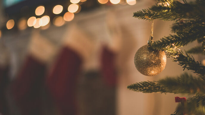 How To Avoid Holiday Overwhelm (say no to these 7 things)