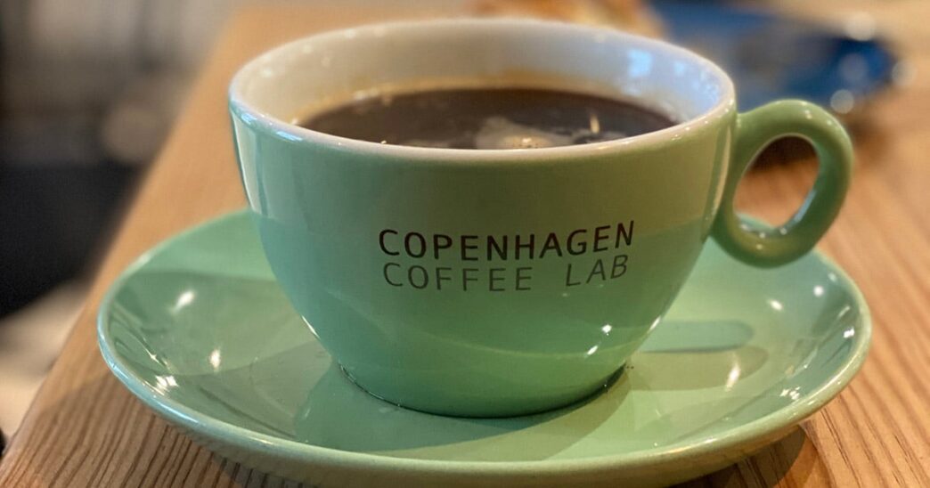 Weekend Favorites: how to go to bed earlier + a fun clutter challenge