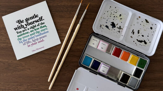 Weekend Favorites: passive decluttering + small rituals for tenderness