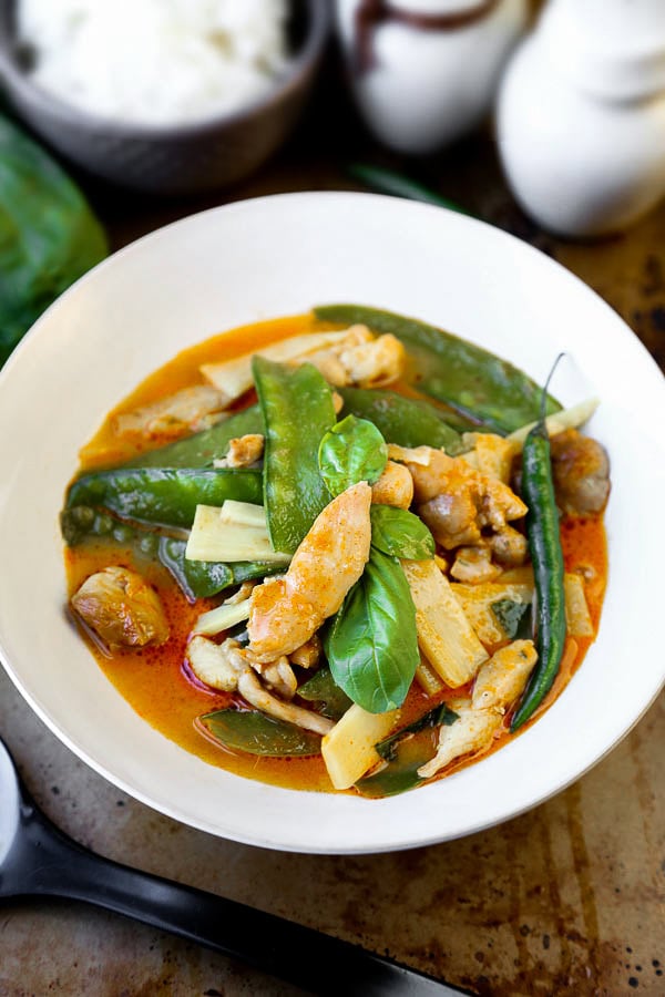 Thai Red Chicken Curry - an authentic thai coconut curry recipe that