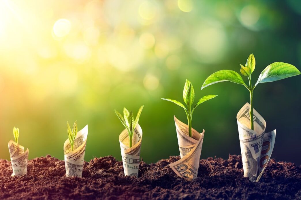 How Does Compound Interest Work? Simple Examples That Show Its Power