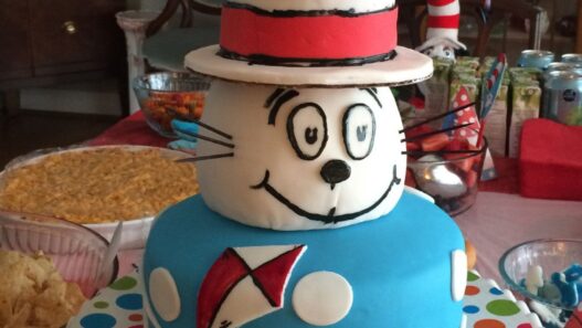 Dr Seuss "The Cat in the Hat" Birthday Party