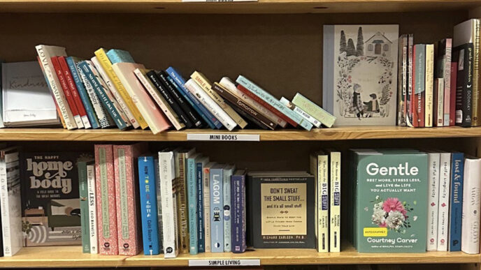 Weekend Favorites: 20 ways to declutter your kitchen + healthy microhabits