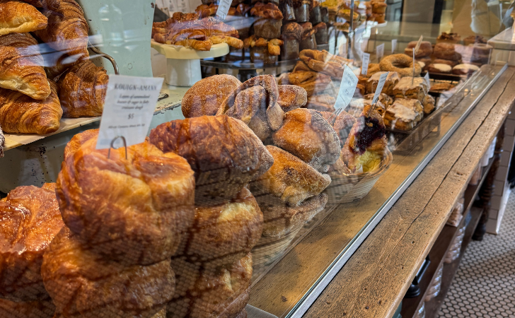 Weekend Favorites: living with less noise + a map of happiness