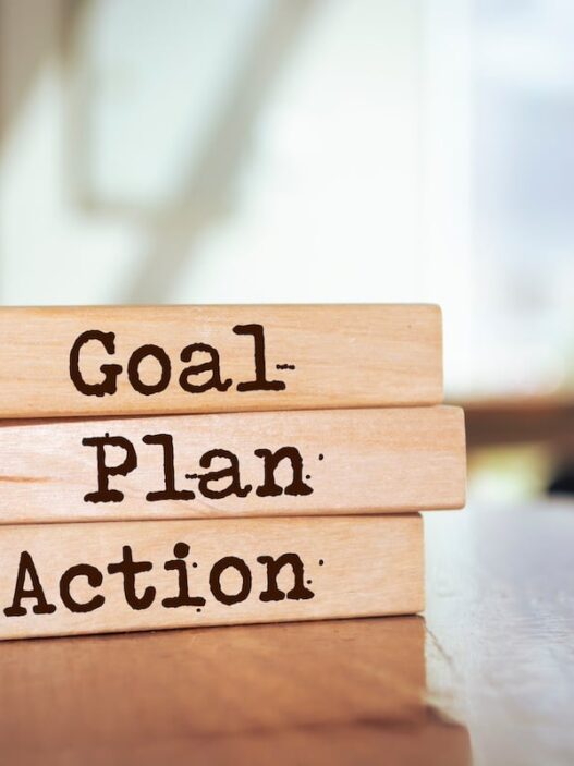 Examples of financial goals
