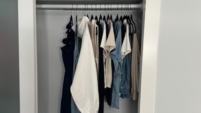 10 Steps to End Closet Clutter