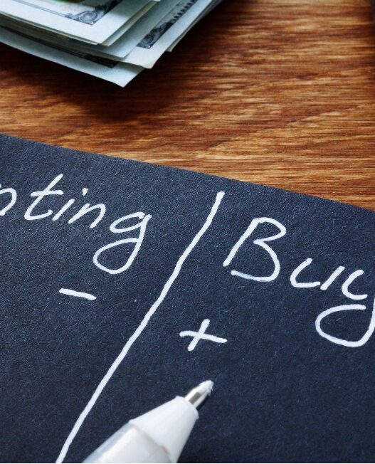 Buying vs. Renting a Home: Making the Right Choice