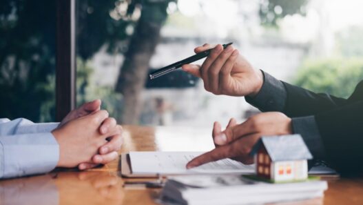 How Energy-Efficient Homes Shape the Future of Real Estate