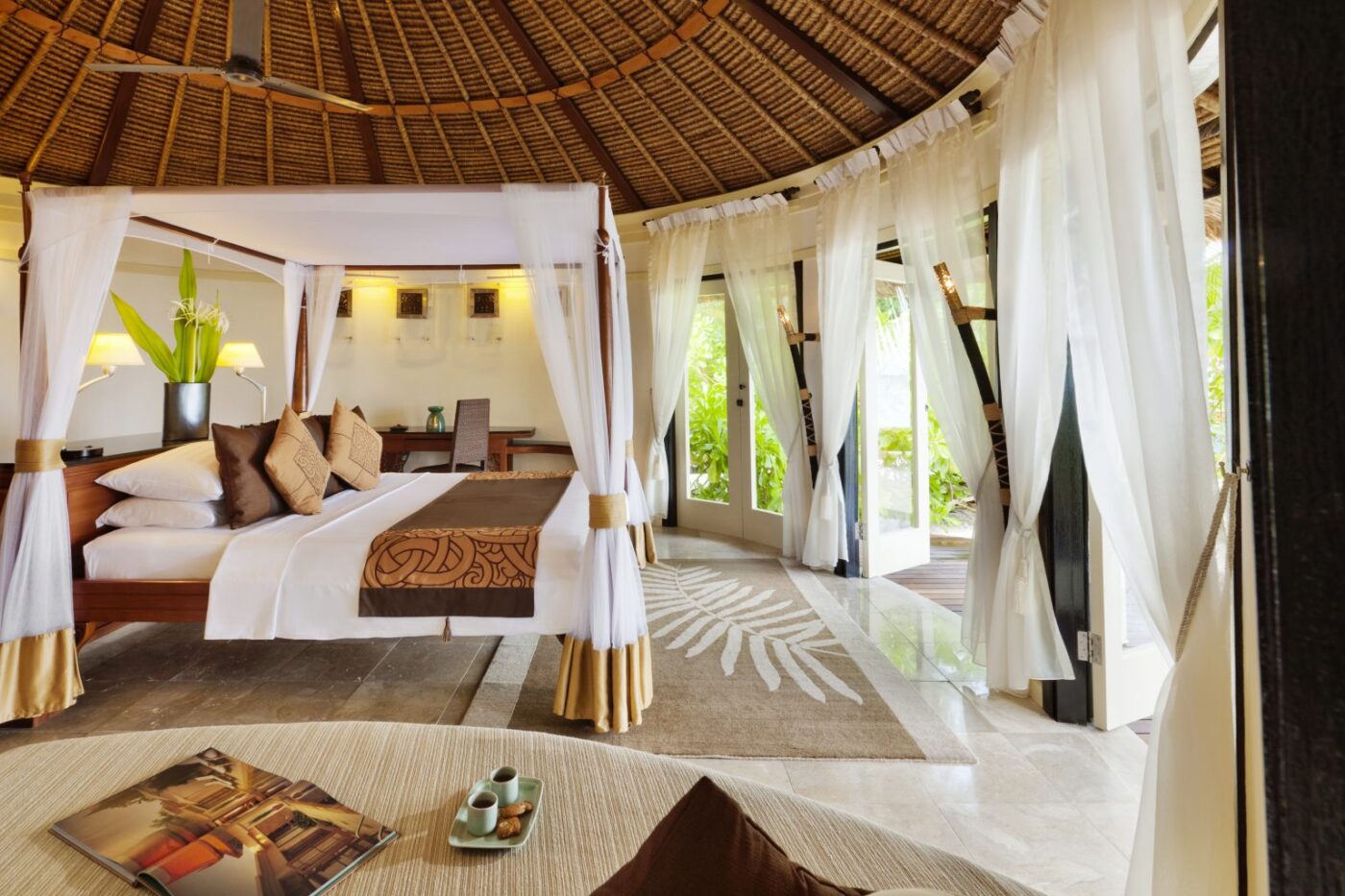 beachfront room for couples