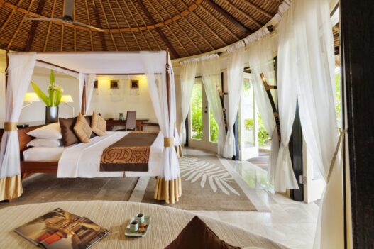 beachfront room for couples